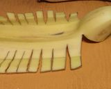 A picture of step 4 of Banana chaat decoration.