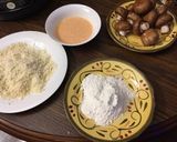 A picture of step 2 of Sriracha Mushrooms.