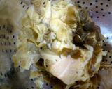 A picture of step 2 of Ham on the Bone Boiled with Cabbage. 😙.