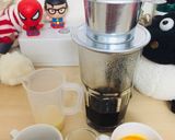 Hình bước làm 1 của món Cà phê trứng Hà nội