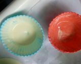 A picture of step 4 of Tricolor fruit custard tricolor chocolate bowl.