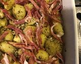 Une image de l'étape 6 de Pommes de terre rattes au jambon cru tête de moine ail et persil.