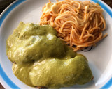 Foto del paso 7 de la receta: Pechuga rellena en crema de chile poblano