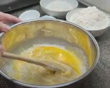A picture of step 2 of Sourdough Donuts Filled with Pastry Cream.