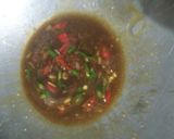 Foto langkah ke 2 dari resep Telur Ceplok Saus Pedas Manis.