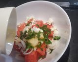 Foto del paso 2 de la receta Bruschetta de sandía con queso feta y hierbabuena