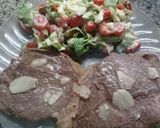Foto del paso 6 de la receta: Bifes al ajillo con ensalada mixta