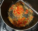 Foto langkah ke 3 dari resep Sup Jamur Pedas.