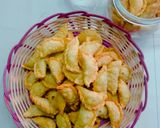 Foto langkah ke 5 dari resep Pastel mini Abon Renyah Kriuk.