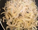 Foto del paso 2 de la receta: Hamburguesa con cebolla & hongos