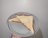Foto langkah ke 4 dari resep Sarapan Praktis dengan Choco Cheese Grilled Sandwich.
