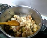Foto del paso 8 de la receta Cabrito guisado con almendras