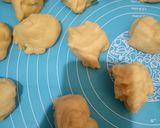 Foto langkah ke 5 dari resep Roti Nyobek.