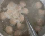 Foto langkah ke 3 dari resep Kauh Bakso praktis.
