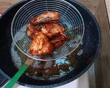 Foto langkah ke 9 dari resep Ayam Goreng Serundeng.