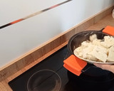 Foto del paso 2 de la receta: Crema de coliflor al curry #apta para veganos
