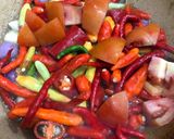 Foto langkah ke 6 dari resep 161. Sambal Cumi Asin.