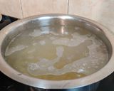 A picture of step 1 of Pasta in White Sauce.