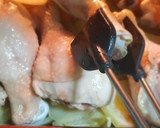 Foto del paso 7 de la receta: Muslitos de pollo al horno