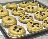 A picture of step 18 of Chocolate chips cookies.
