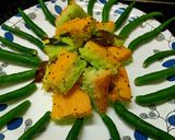 सूजी का तिरंगा ढोकला(suji ka tiranga dhokla recipe in Hindi) रेसिपी चरण 5 फोटो