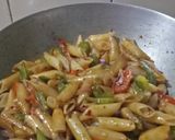টক ঝাল পাস্তা (Tok jhal pasta recipe in Bengali) রেসিপি ধাপ - 7 ছবি