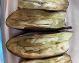 Foto del paso 1 de la receta: Berenjena rellena de pollo (Thermomix)