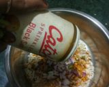 A picture of step 1 of Puffed Rice and Mixture Bhel.