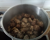 Foto del paso 3 de la receta: Albóndigas con salsa de champiñones