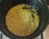 A picture of step 3 of Brothy rice with prawns and squid.