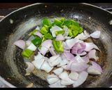 A picture of step 4 of Kadai Mushroom.