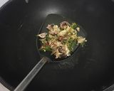 รูปขั้นตอนการทำที่ 1 ของ “ผัดกระเพราอกไก่”