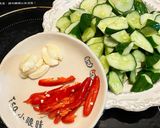 微辣涼拌小黃瓜的食譜步驟1照片