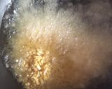 A picture of step 3 of Moong dal namkeen.