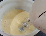 Foto del paso 3 de la receta: Torta invertida de peras rellena