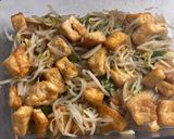 Foto langkah ke 3 dari resep Tumis toge tahu.