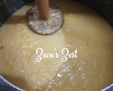 A picture of step 3 of Halwa Poori.