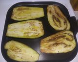 Foto del paso 2 de la receta: Rollitos de berenjena con pollo, espinaca y hongos