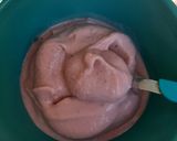 Foto del paso 3 de la receta: Helado saludable de banana y frutilla - Smoothie bowl