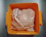 Foto langkah ke 2 dari resep Chicken Katsu.