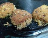 A picture of step 3 of Sprouts Vermicelli Tikki.