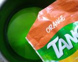 A picture of step 2 of Patang Drink or Pakola Tang Drink.