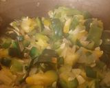 Foto del paso 2 de la receta: Zapallitos revueltos express