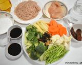 รูปขั้นตอนการทำที่ 1 ของ ราดหน้าไก่ราชวงศ์