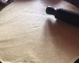 Foto del paso 1 de la receta: Tarta con un toque de cúrcuma, rellena de verdura atún y queso