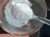 بسبوسة بالقشطه المعمولية