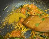 A picture of step 3 of Sooji kichadi.