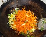 Foto langkah ke 2 dari resep Bihun Goreng.