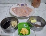 Foto langkah ke 1 dari resep 🍗Chicken Steak Saus Carbonara Jamur Kancing 🍄🧀Rasanya Kayak Steak 100rb-an.