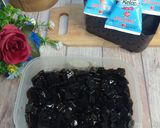 Foto langkah ke 1 dari resep Es Cincau Hitam dengan Santan.
